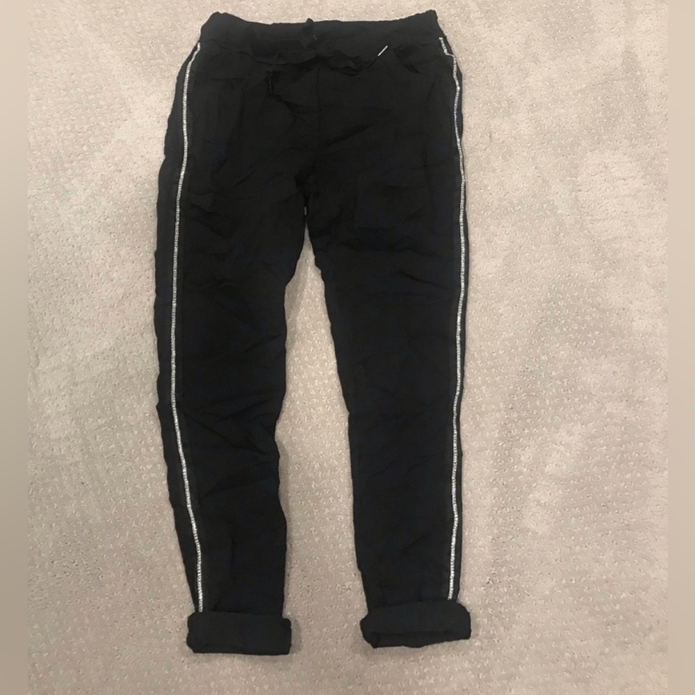 Venti6 black super stretchy rhinestone side stripe krinkle jogger